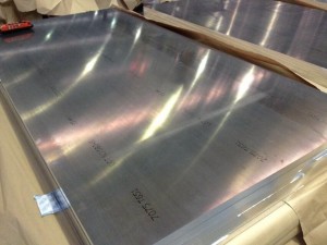 Placa de alumínio de grau aeronáutico 7075 alta resistência à tensão